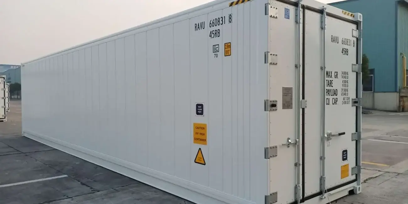 Refrigerated Containers with Cubus Containers