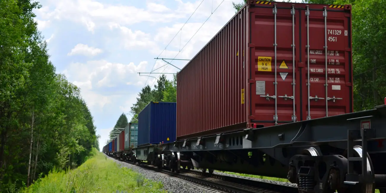 intermodal freight trains with Cubus Containers