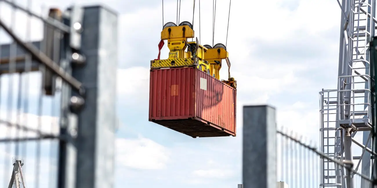shipping containers with cubus containers