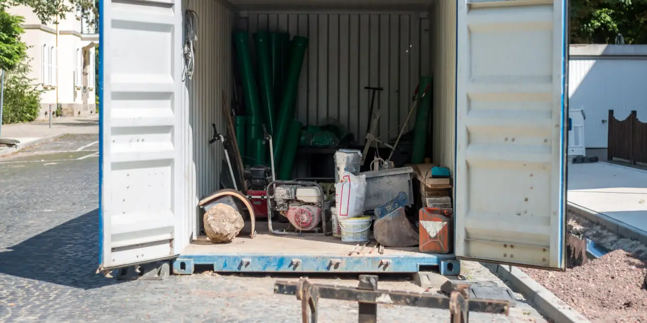 shipping containers with Construction sites and Cubus Containers